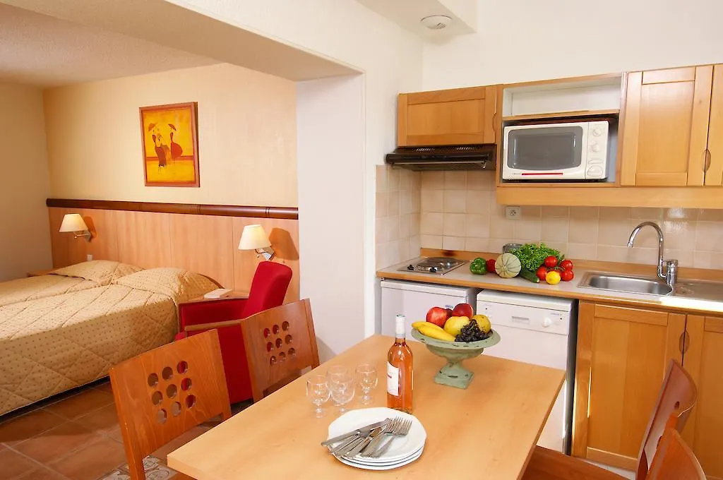Residence Vacances Bleues Le Mediterranee Aparthotel Saint-Raphael (Var)