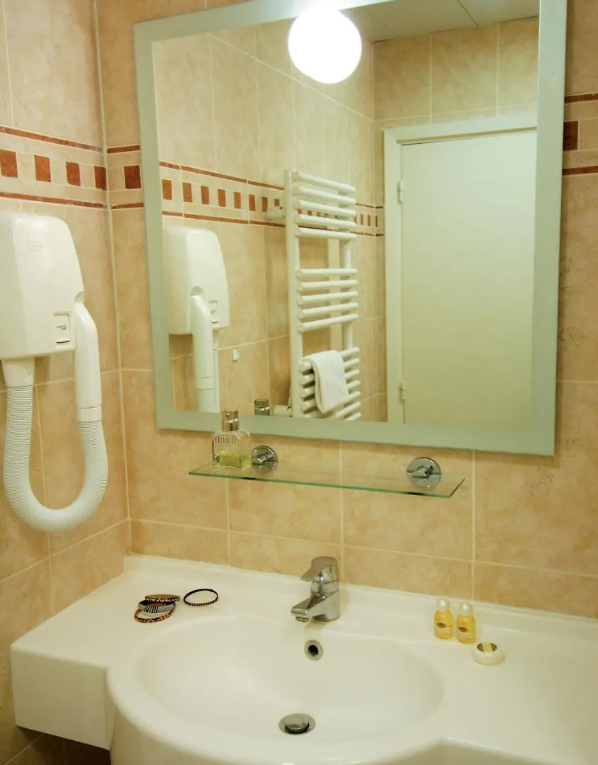 Residence Vacances Bleues Le Mediterranee 3*, Saint-Raphael (Var)