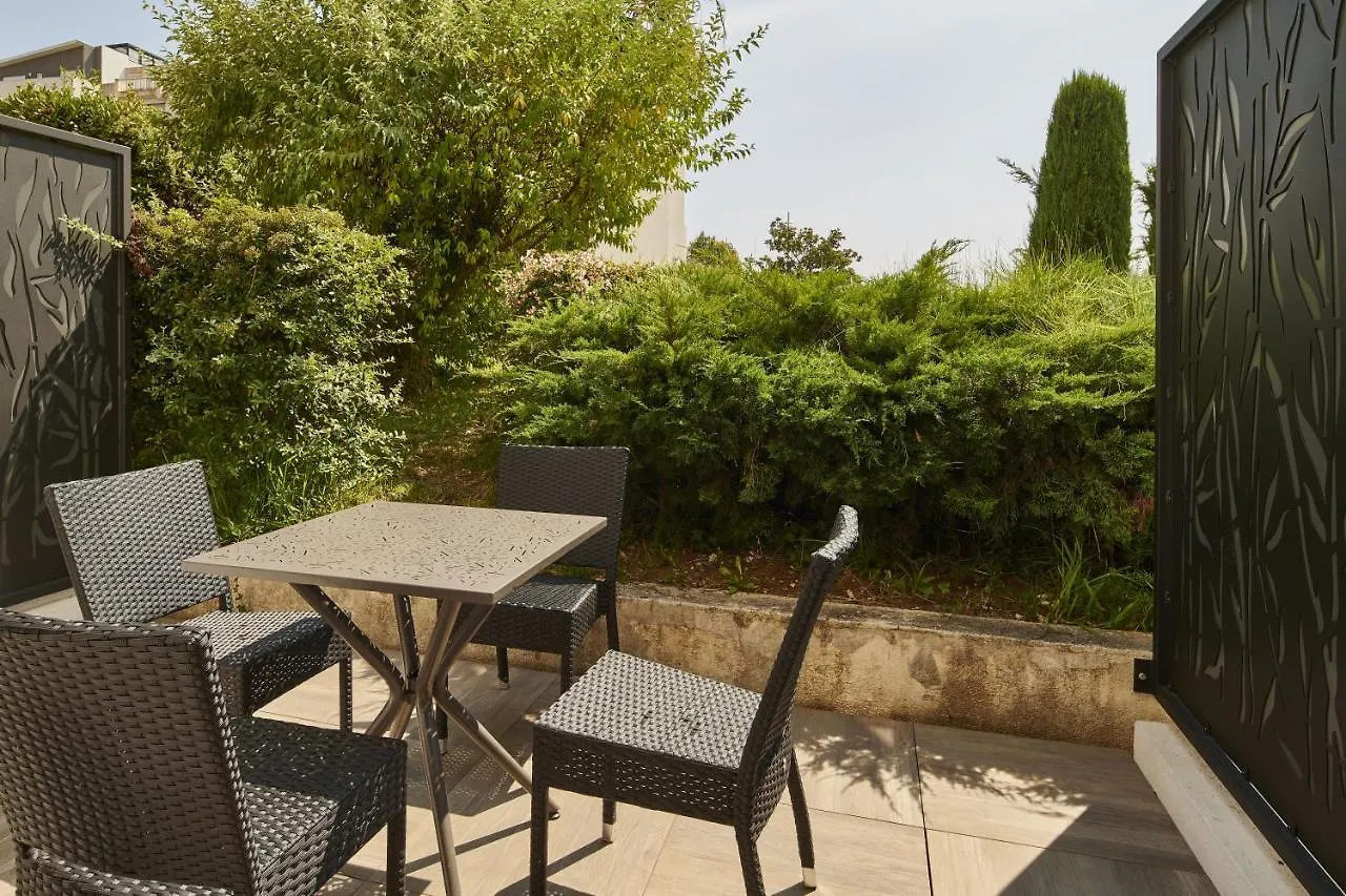 Residence Vacances Bleues Le Mediterranee Aparthotel Saint-Raphael (Var)